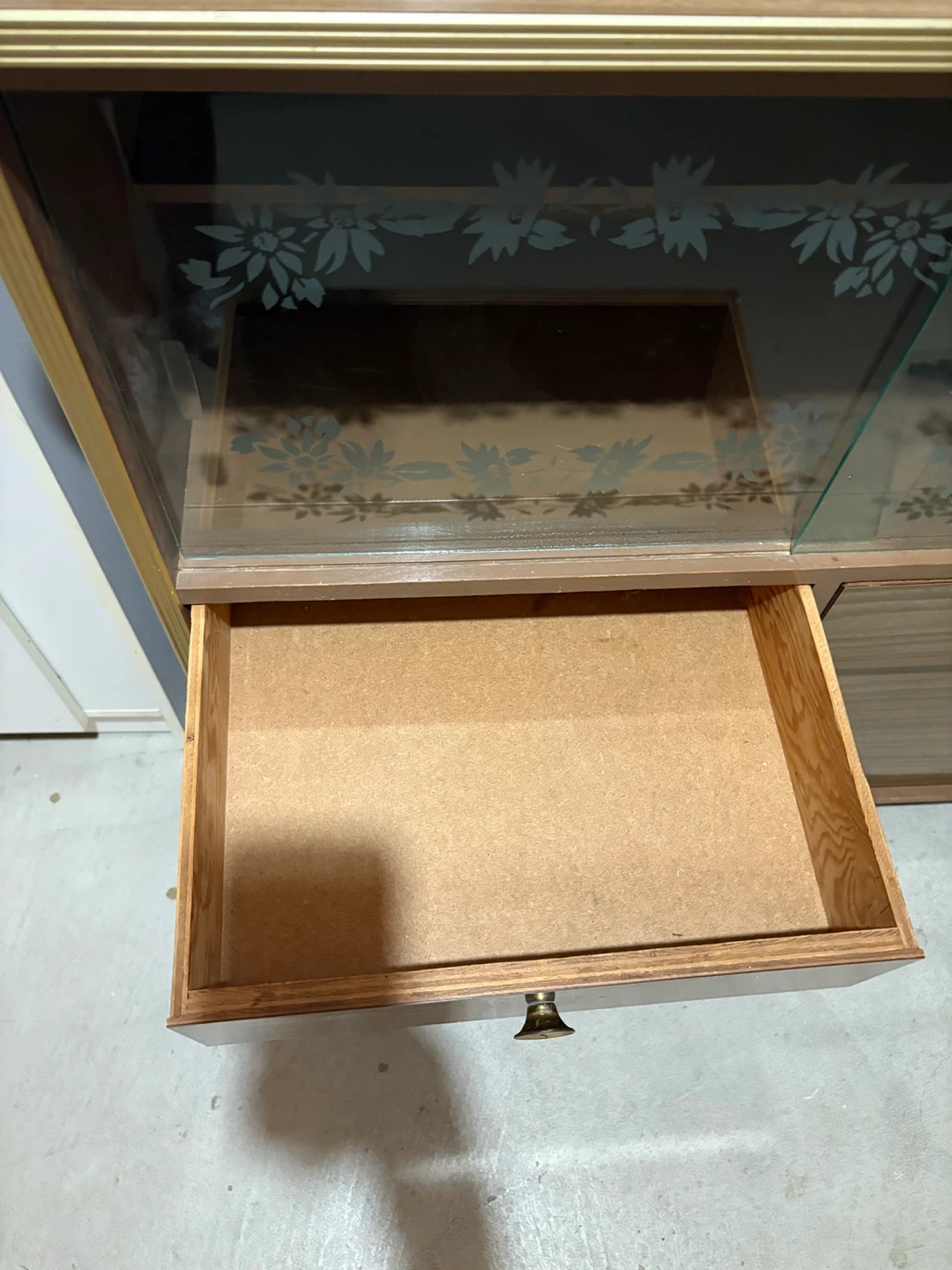 Vintage Wood Cabinet with Sliding Doors and Glass Display - photo 4