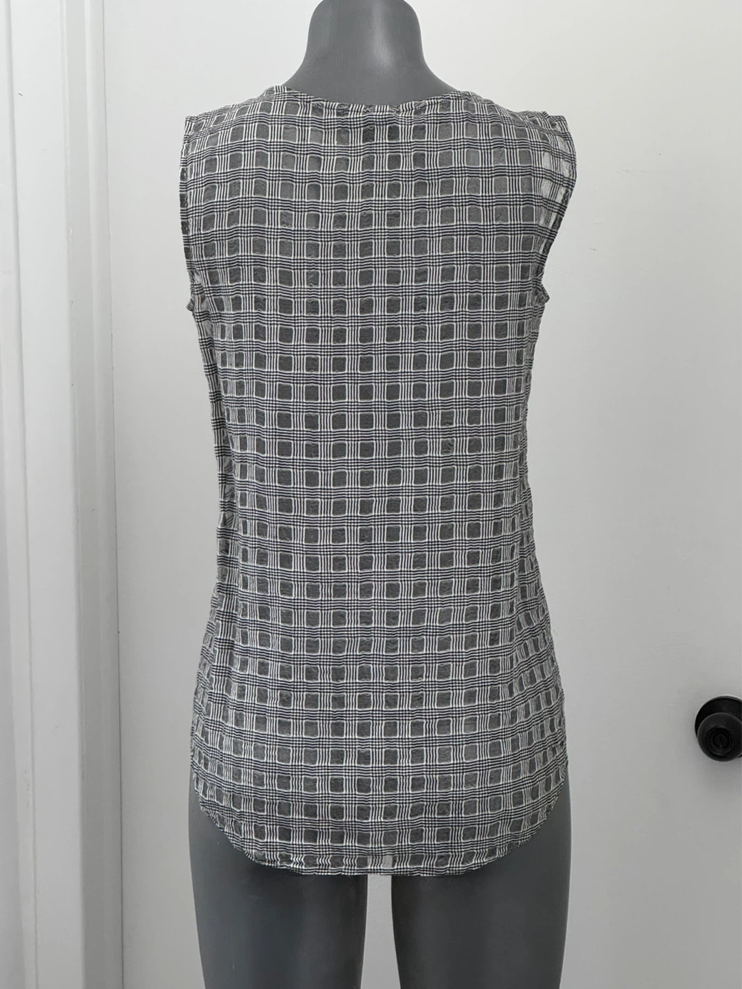 Theory Sleeveless Plaid Top - Size S - photo 2