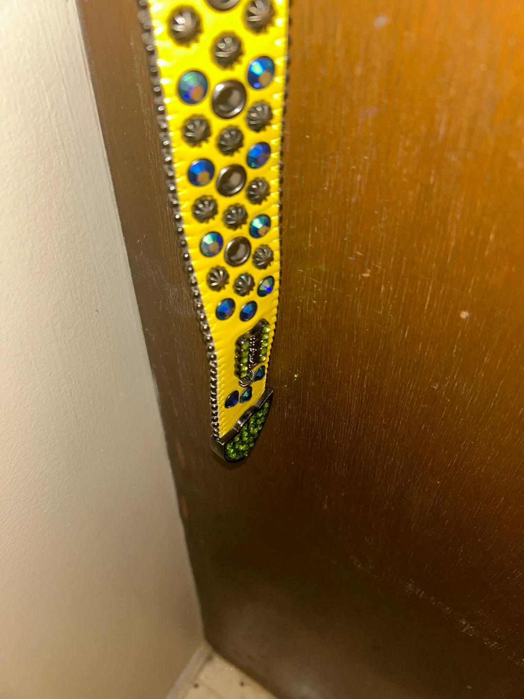Yellow studded belt with rhinestones - photo 3
