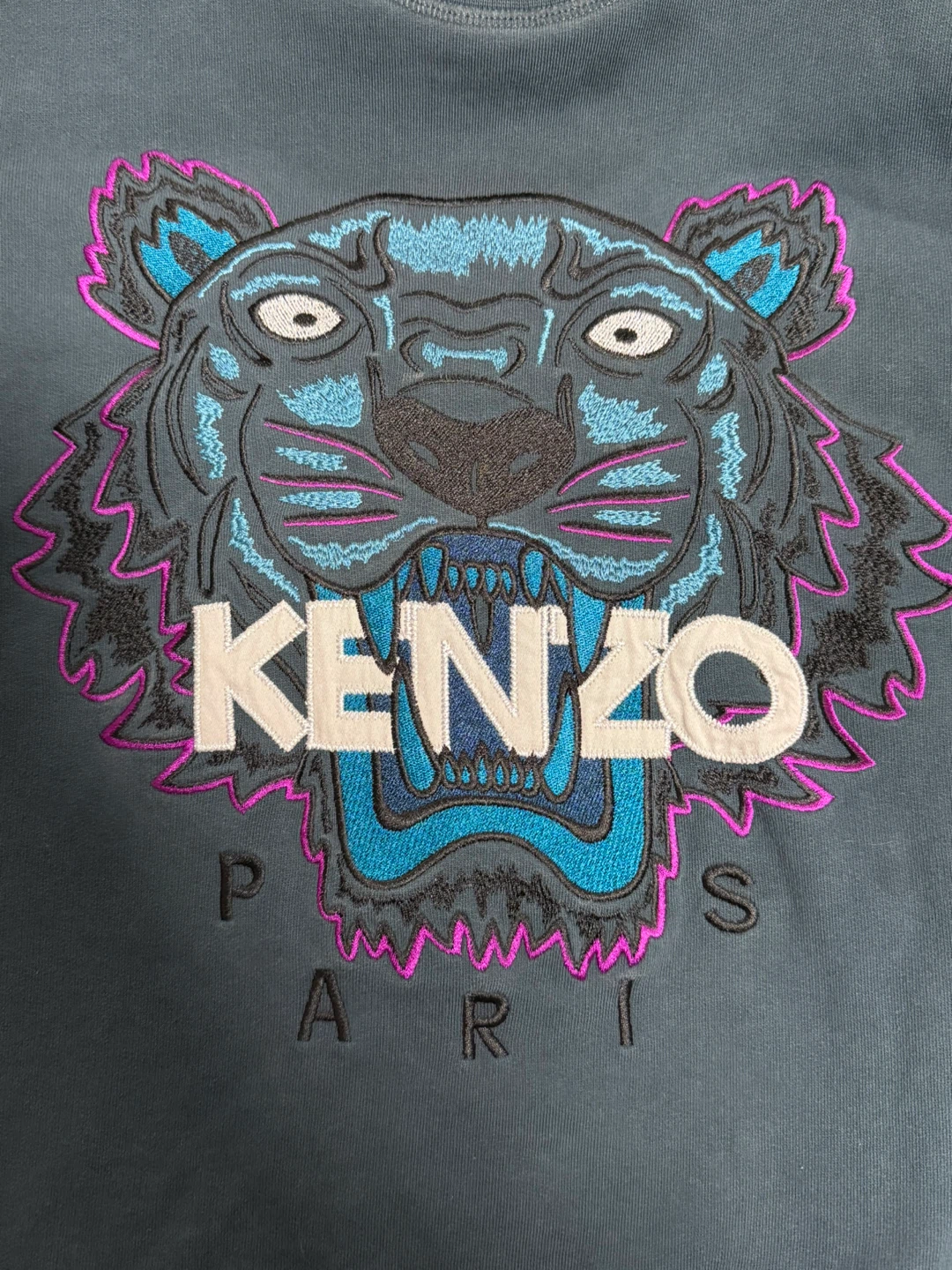 Kenzo Paris Crew Neck Sweatshirt with Big Logo Size Medium - photo 4