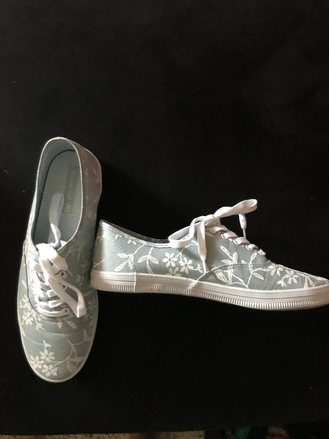 American Eagle Floral Canvas Sneakers - photo 2