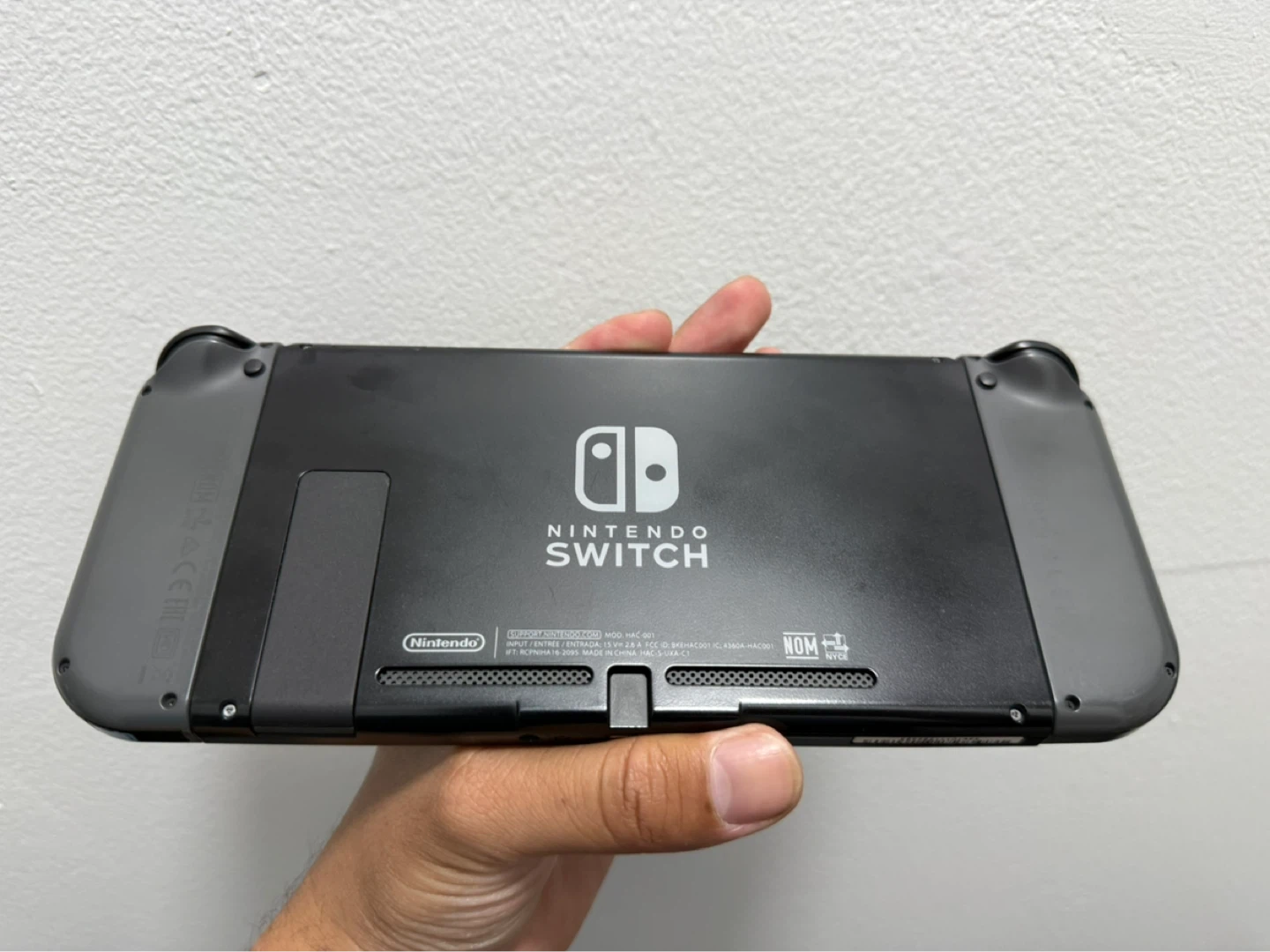 Nintendo Switch Console with Legend of Zelda Themed Accessories - photo 3