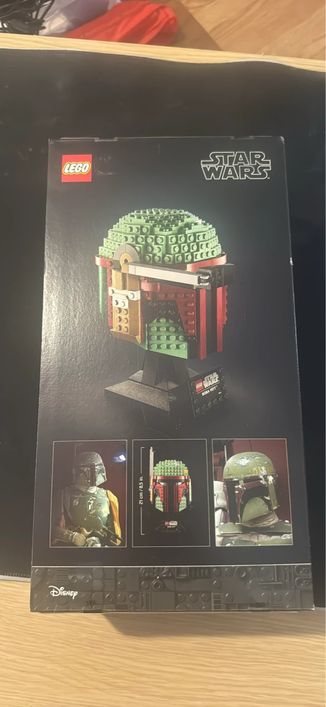 LEGO Star Wars Boba Fett Helmet Building Set 75277 - photo 2