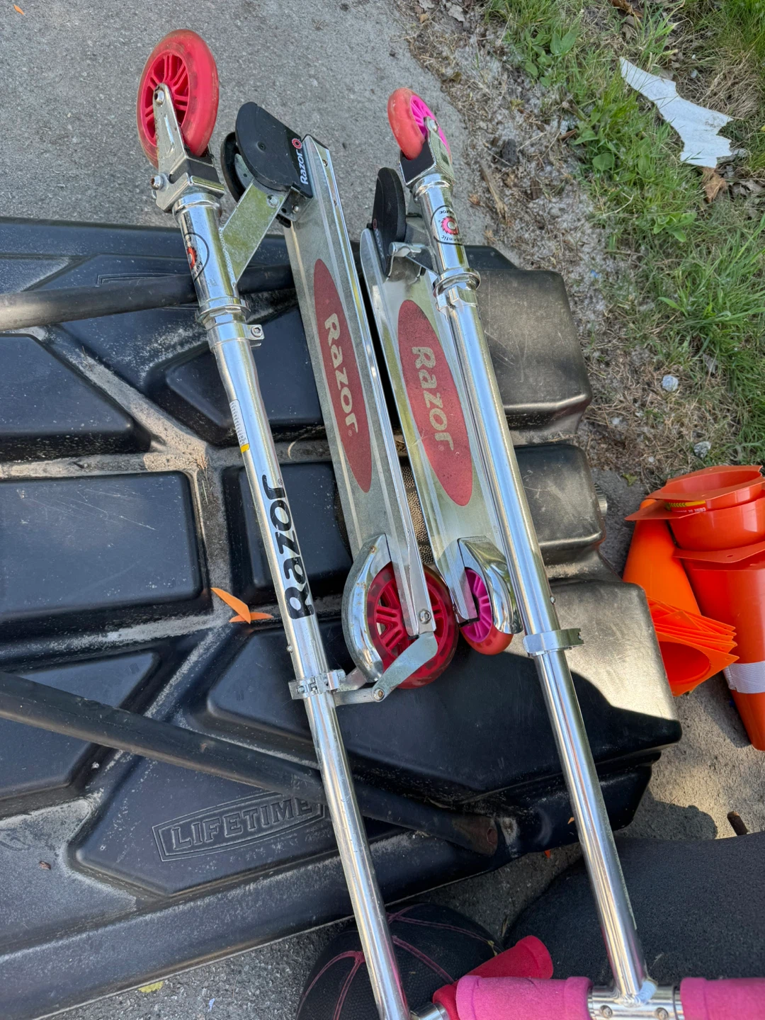 Razor Scooters - Set of 2