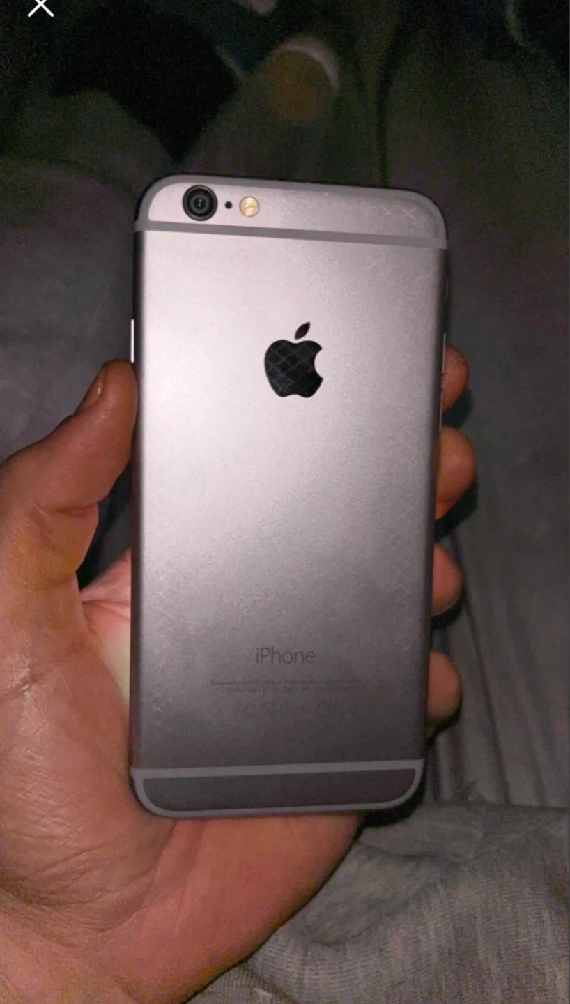 Apple iPhone 6s - photo 3