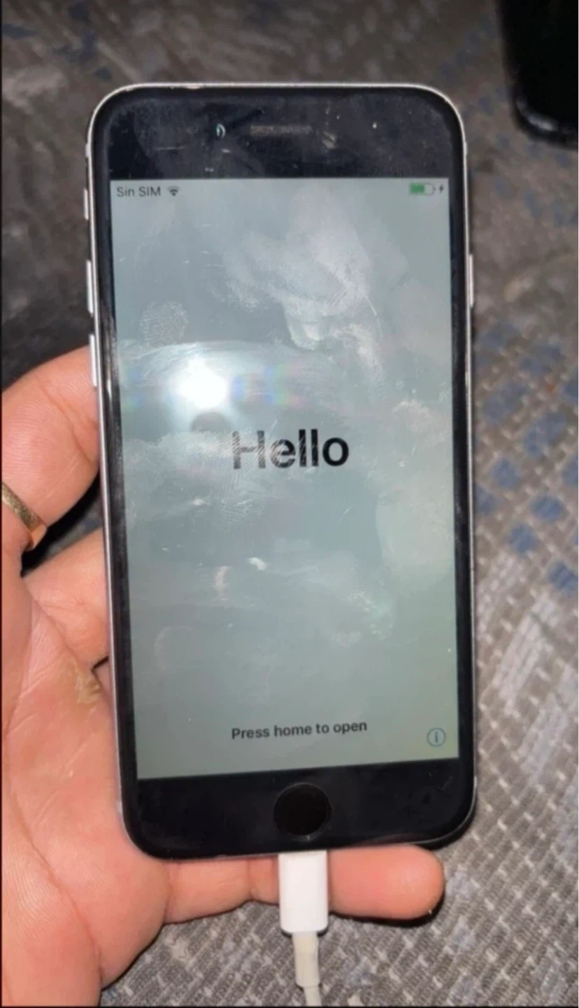 Apple iPhone 6s