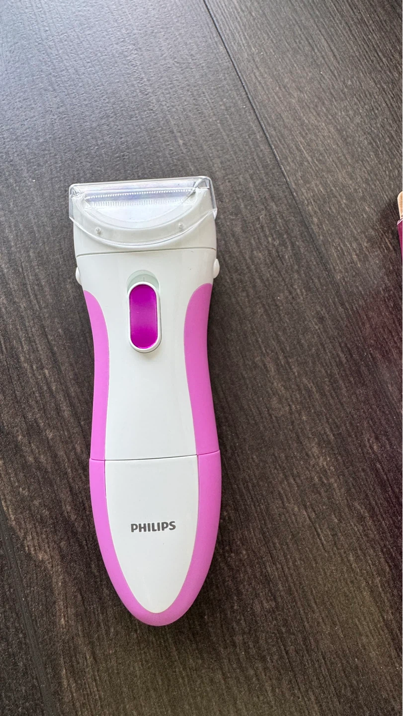 Philips SatinShave Essential Wet & Dry Electric Shaver - photo 3