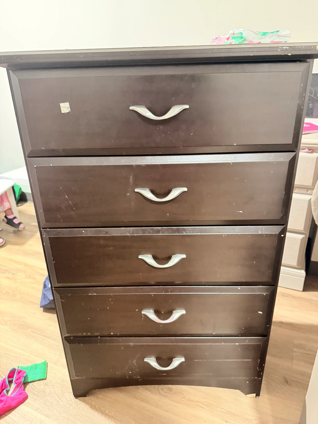 Dark Brown 5-Drawer Dresser