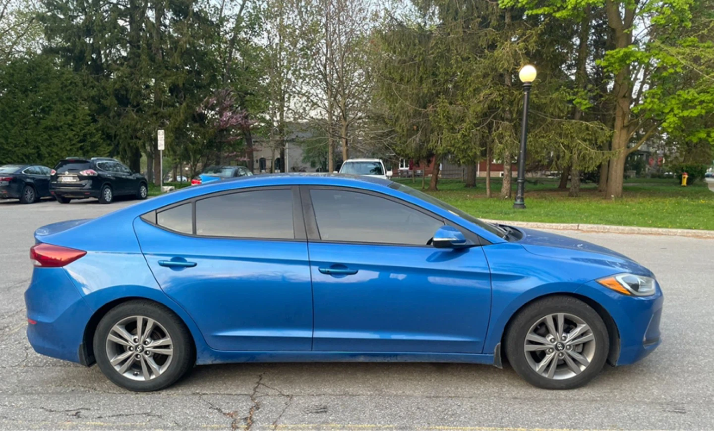 2018 Hyundai Elantra - photo 3