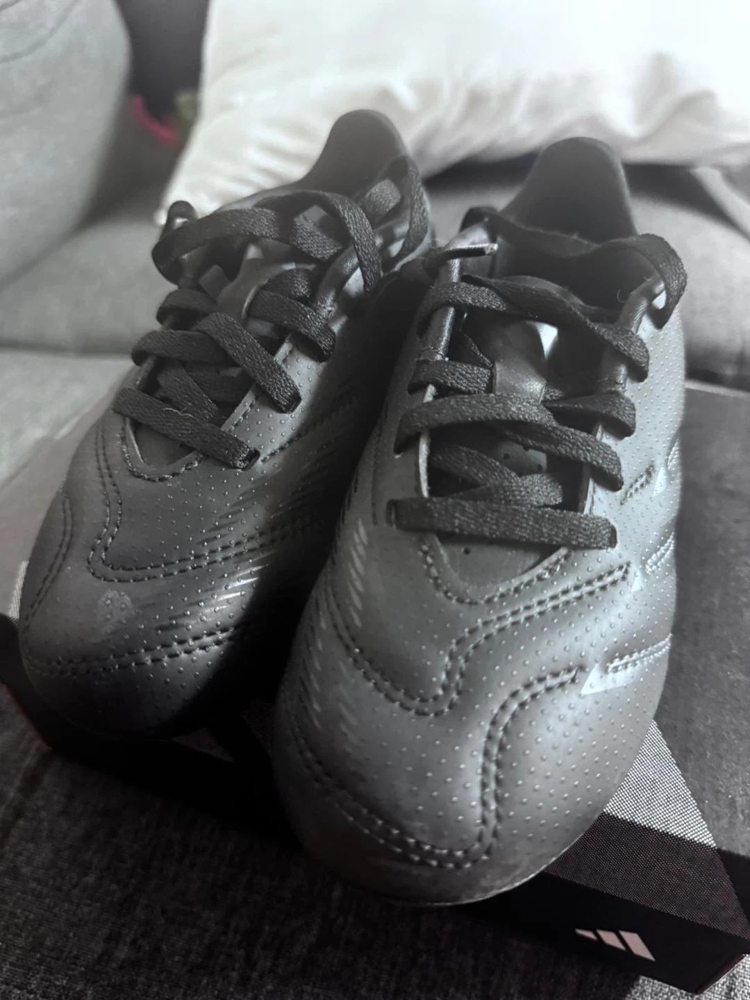 Adidas Predator Club FxG J Soccer Cleats Size 12K Black - photo 5