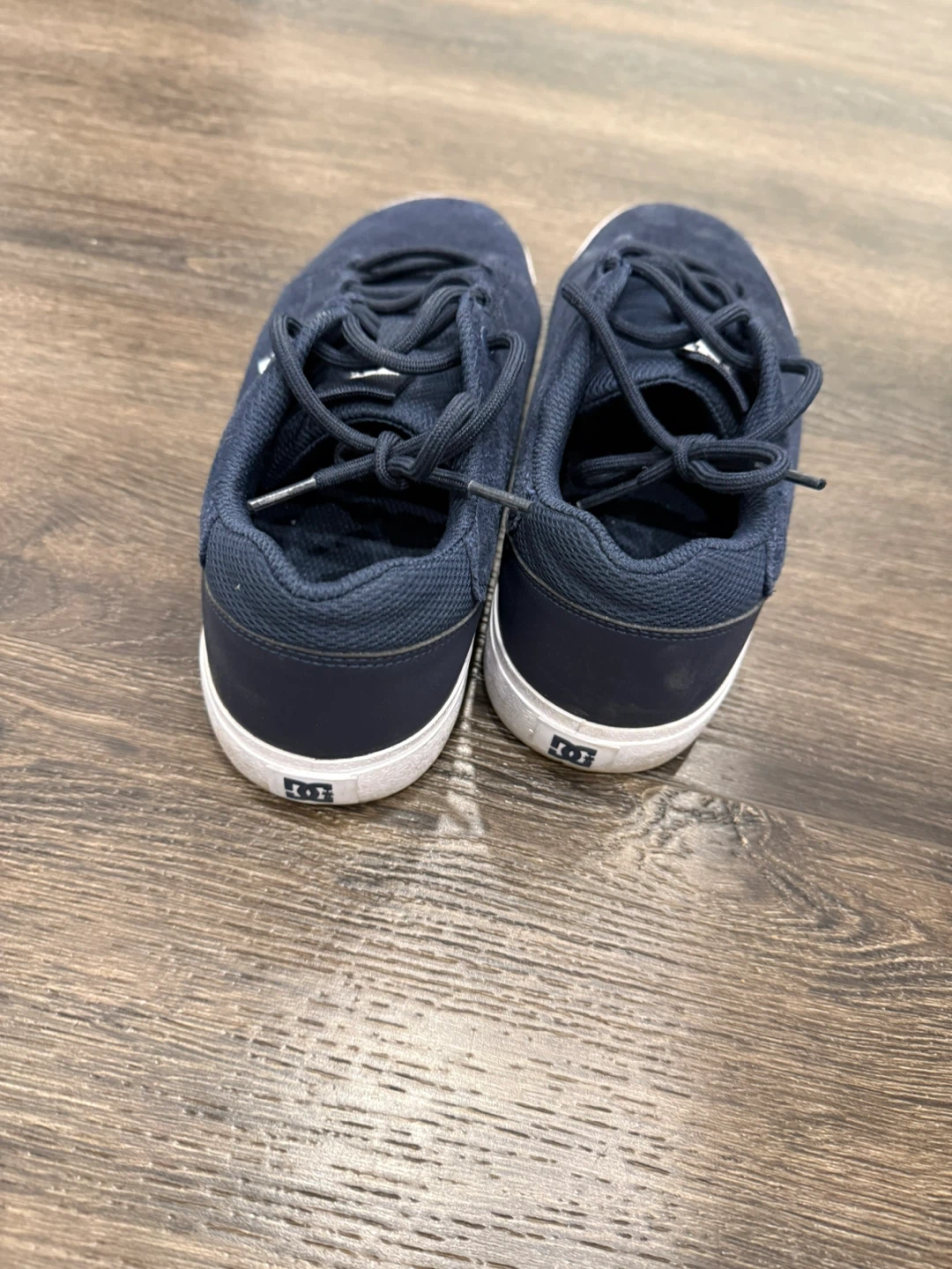 DC  and Fila Shoes Navy  and white Suede Sneakers - photo 3