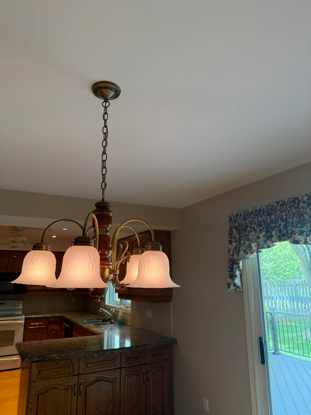 Chandelier with 5 Frosted Glass Shades