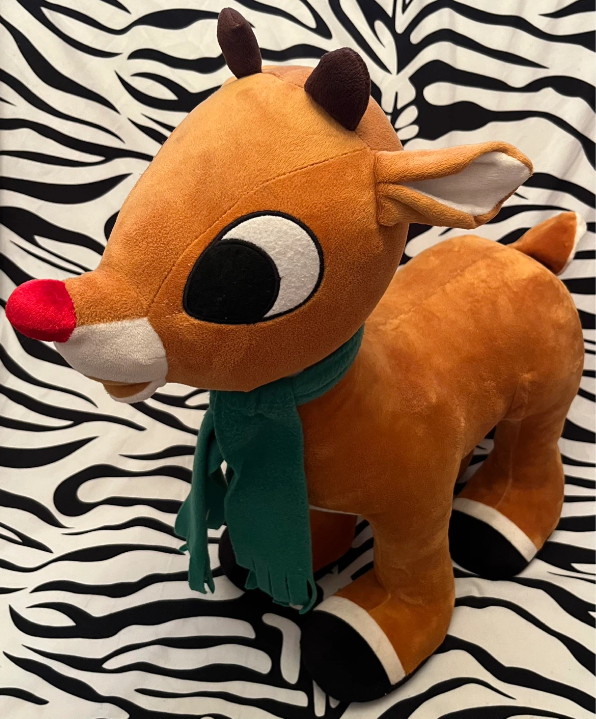 ❤️ Rudolph The Red-Nosed Reindeer standing plush toy ❤️