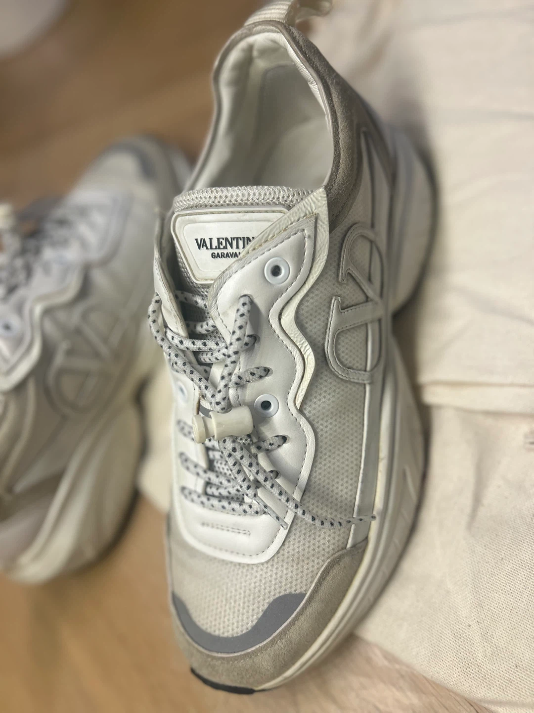 Valentino white & grey sneakers 👟 - photo 5