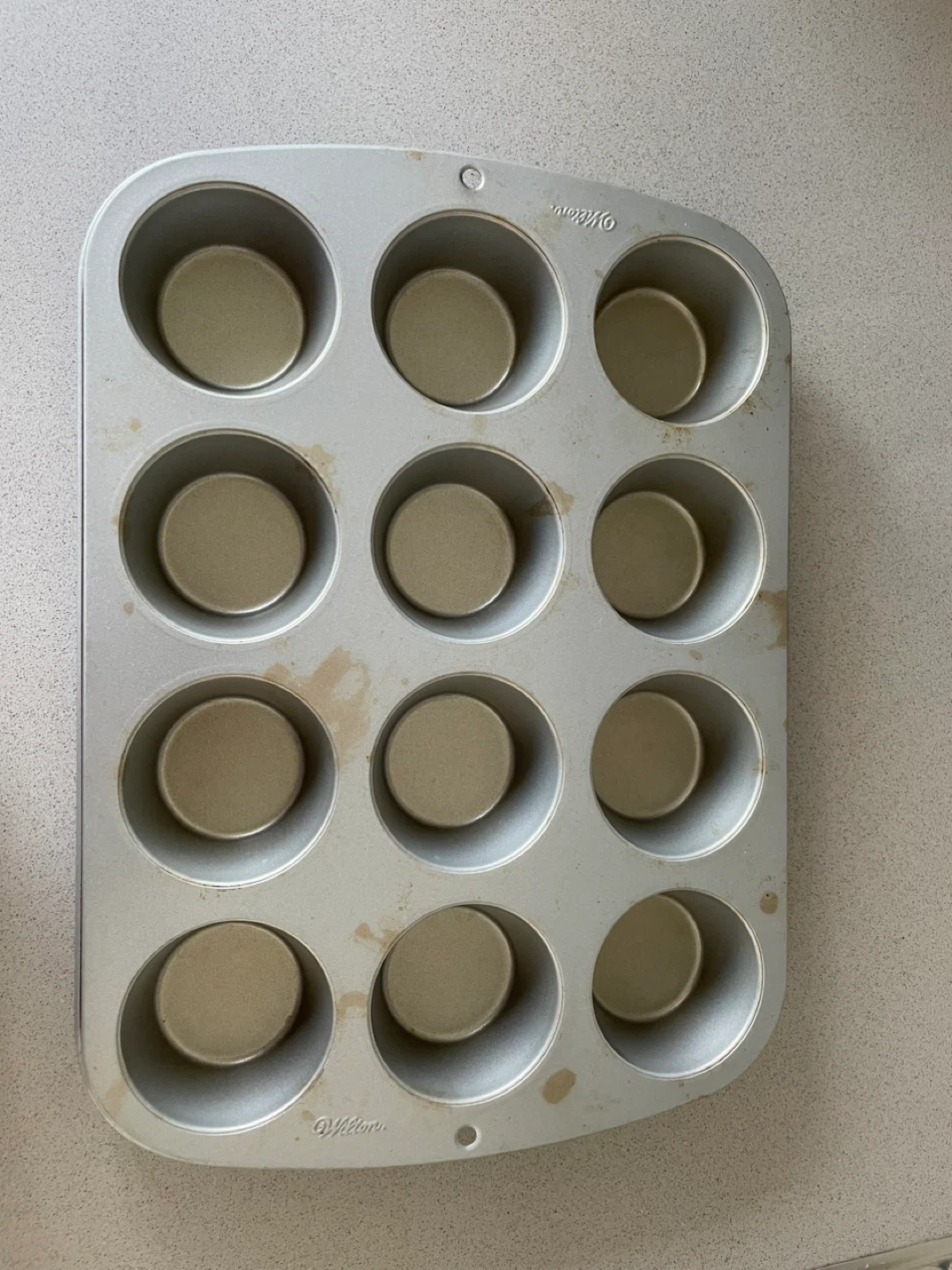 Wilton 12-Cup Muffin Tray