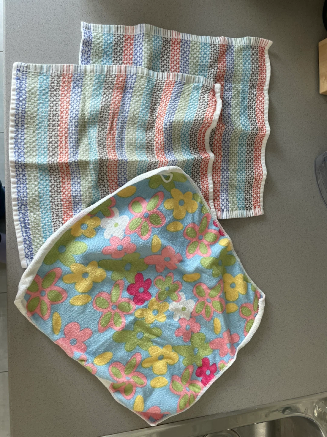 3 Kitchen Dish Towels