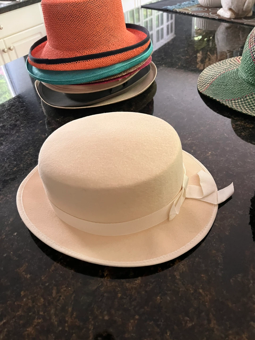 Assorted Women's Fashion Hats - photo 5