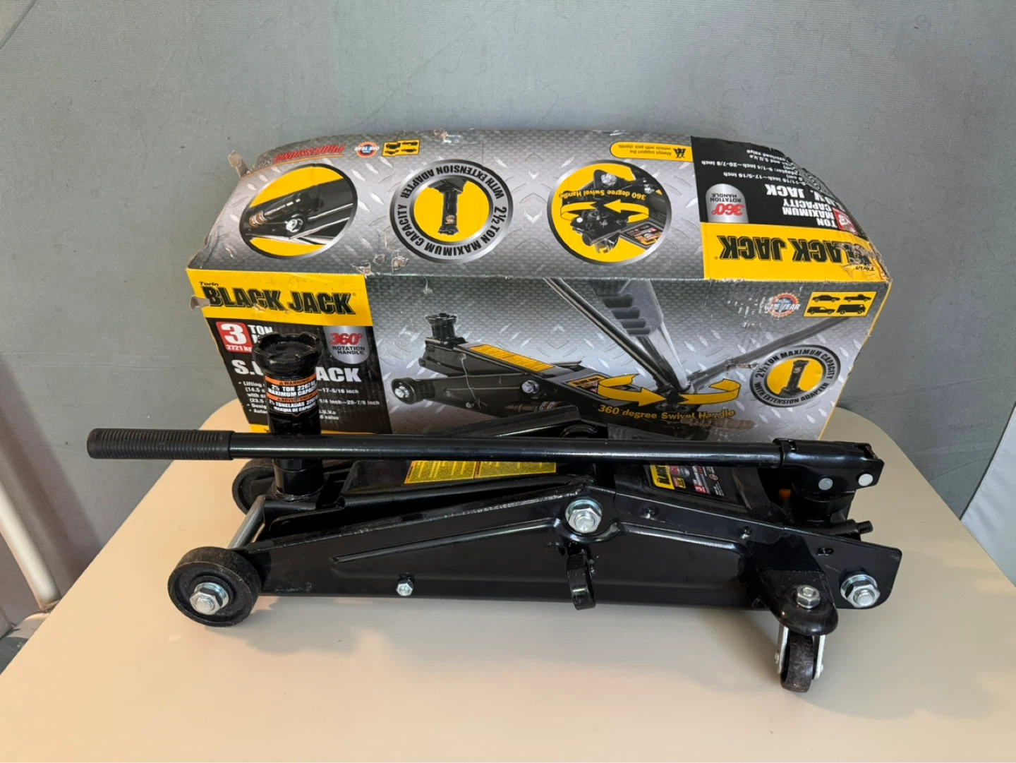 Black Jack 3 Ton Low Profile Floor Jack