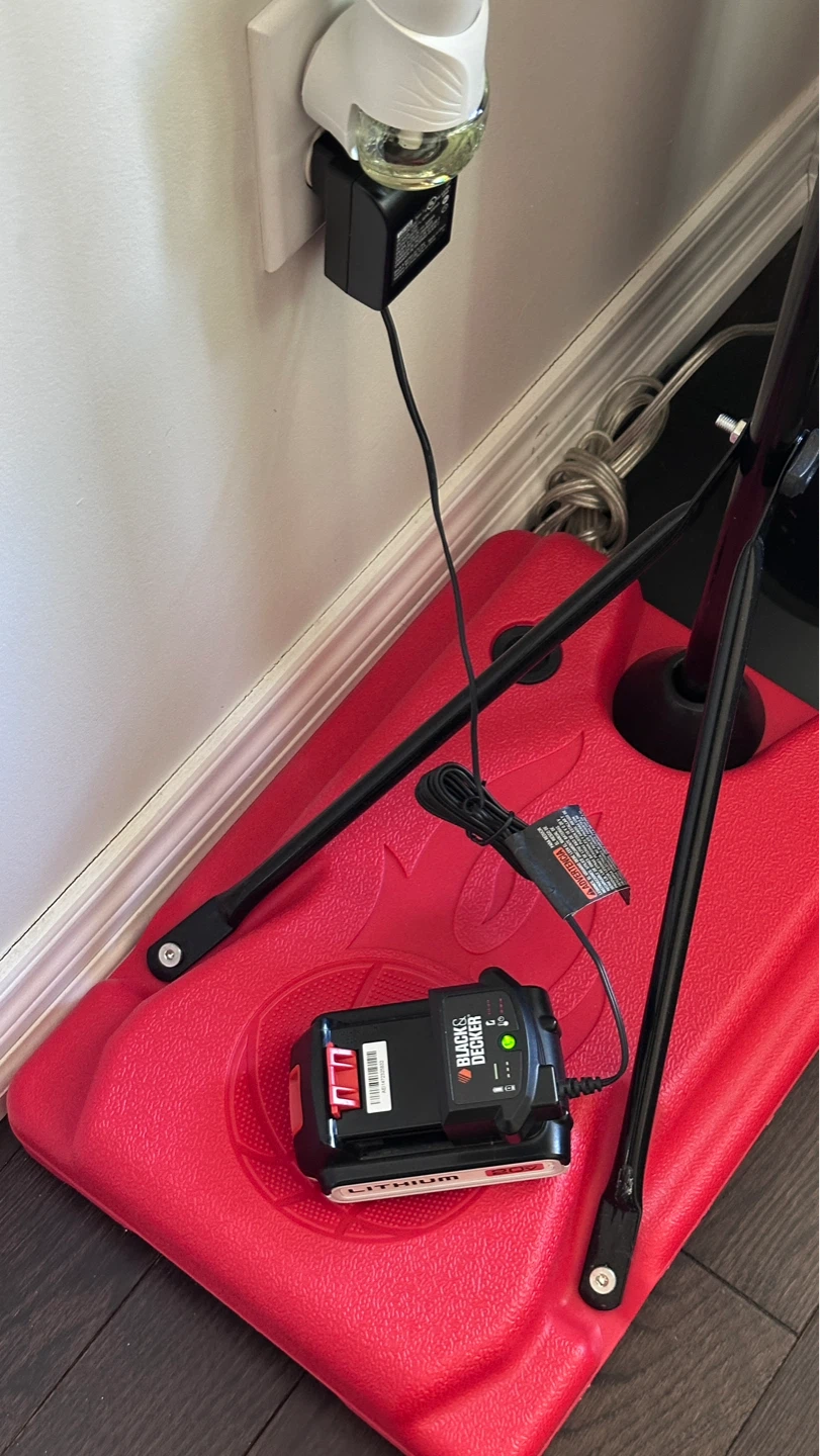BLACK+DECKER 20V MAX Lithium Drill - photo 4