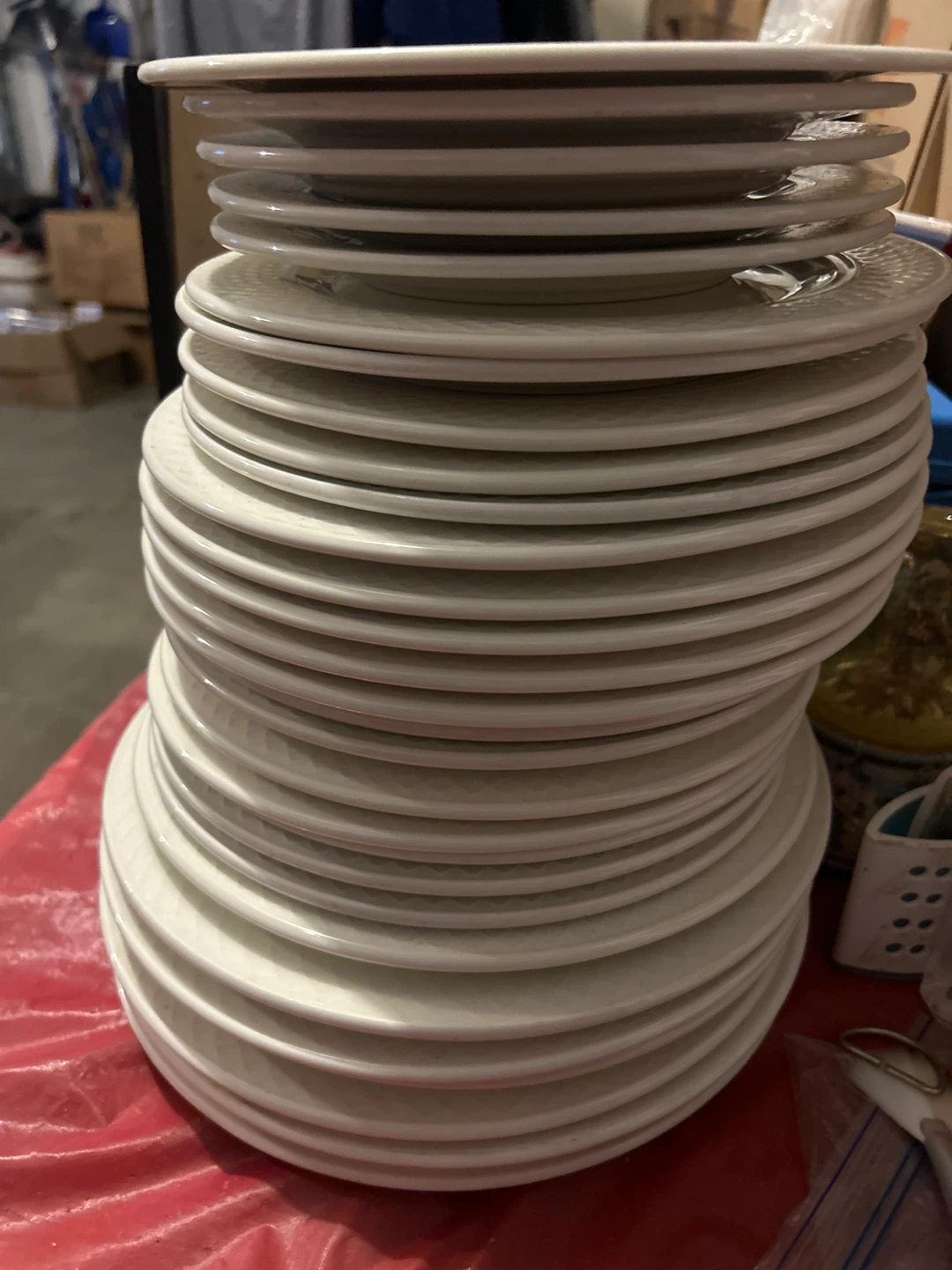 Homer Laughlin White Dinner plates - photo 4