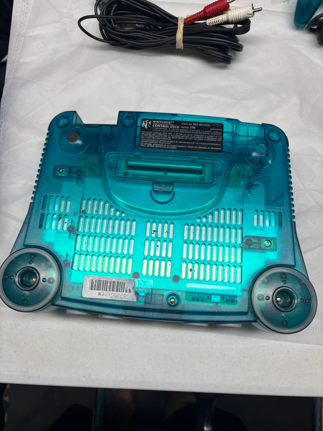 Nintendo Funtastic ICE blue N64 console - photo 2