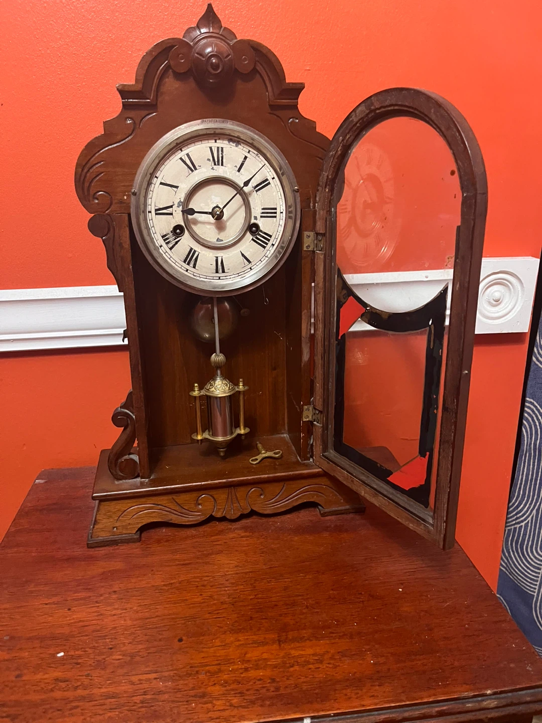 New Haven Clock Co. Striking Mantel Clock