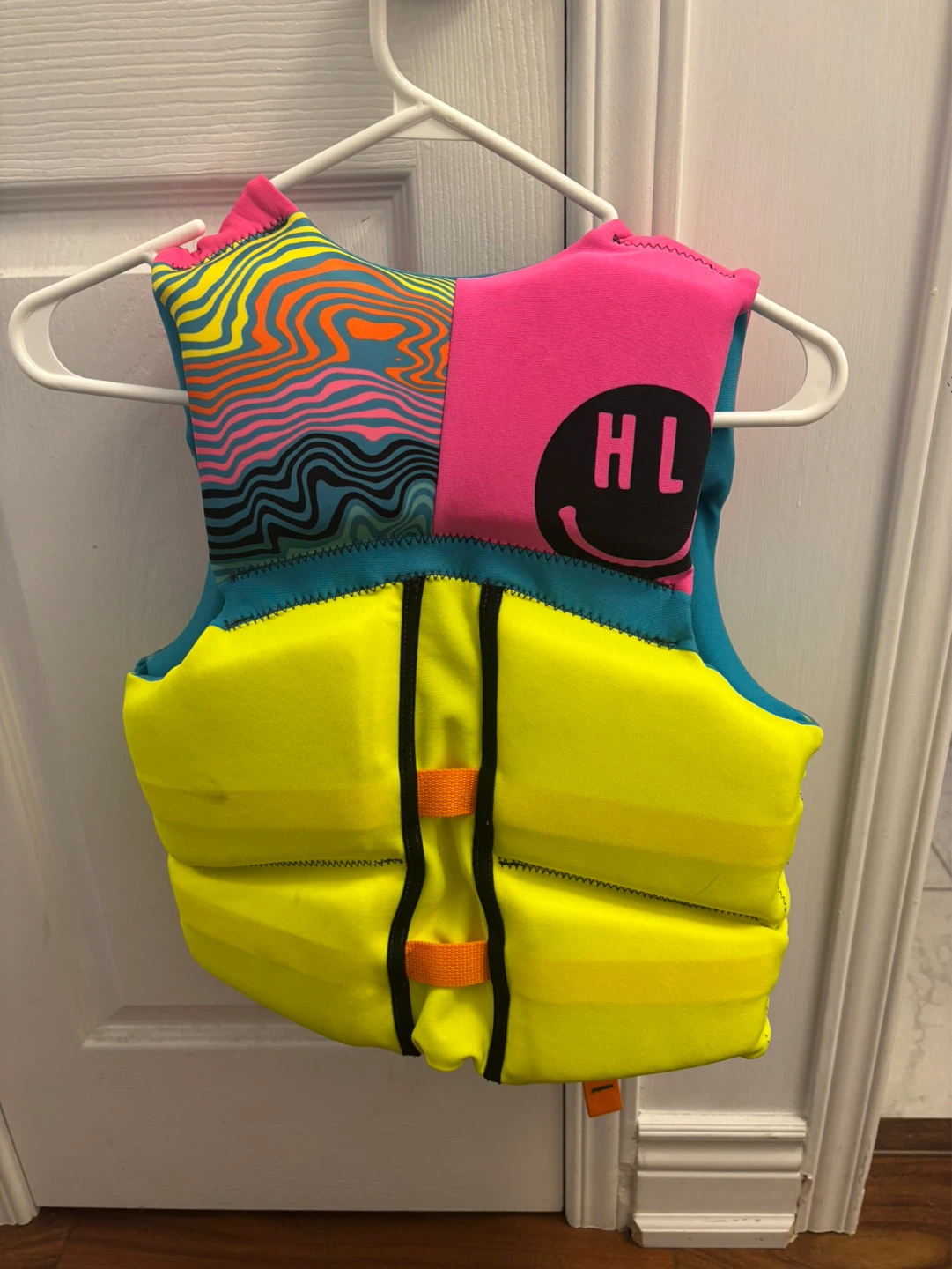 Hyperlite Wake Co. Youth Life Vest - photo 2