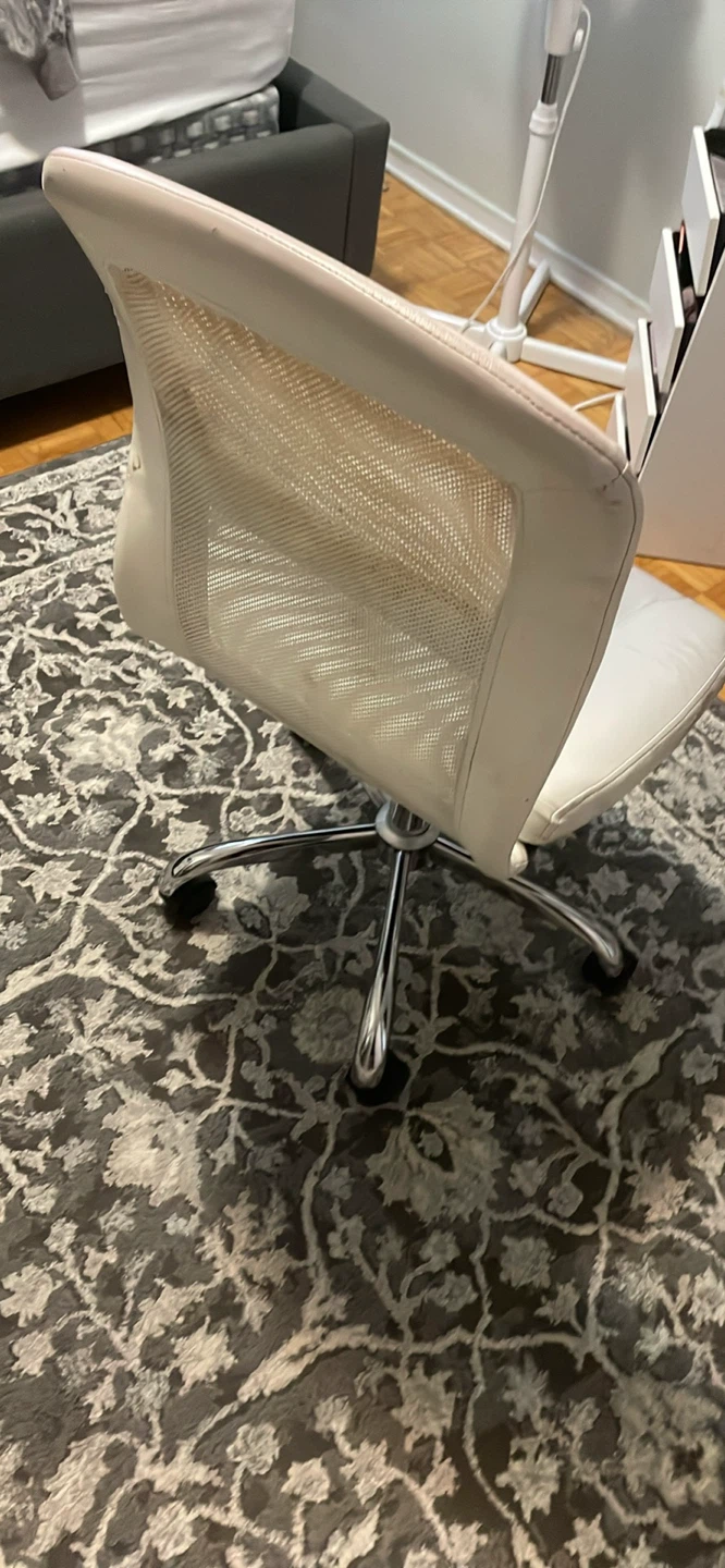 White Office Chair - Mesh Back