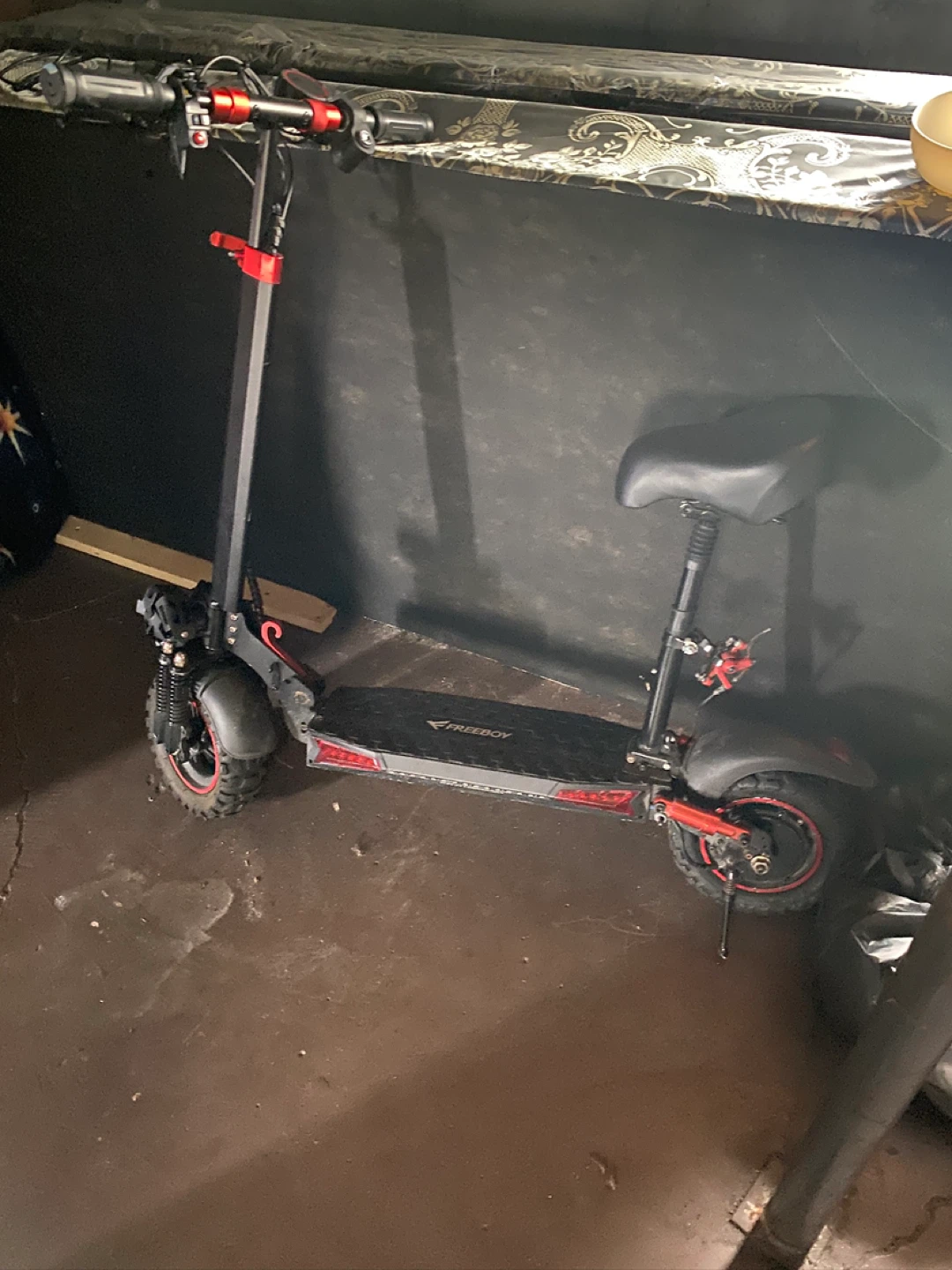 FREEBOY Electric Scooter with Seat