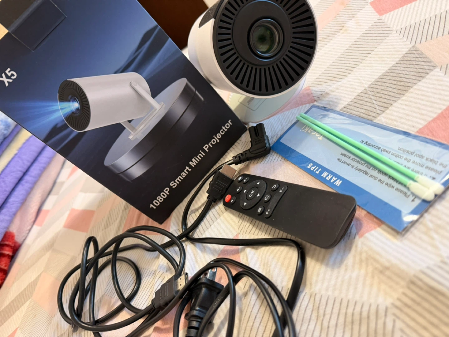 Tecaki X5 1080P Smart Mini Projector with Remote - photo 3