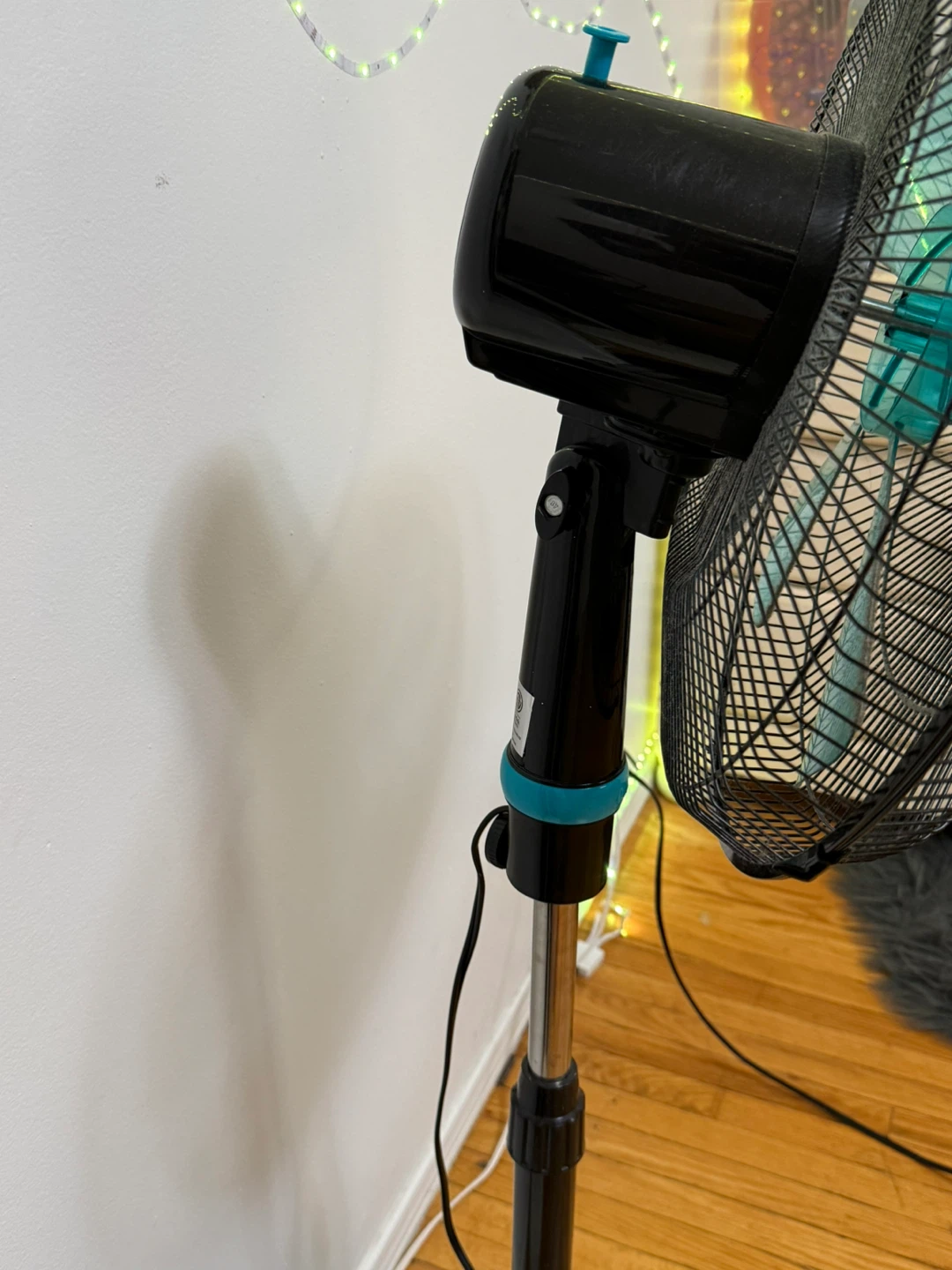Westinghouse Standing Fan - photo 2