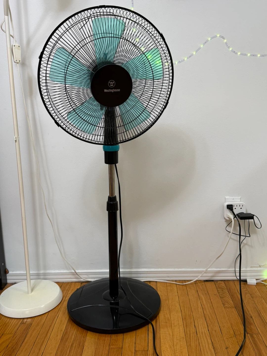 Westinghouse Standing Fan - photo 3