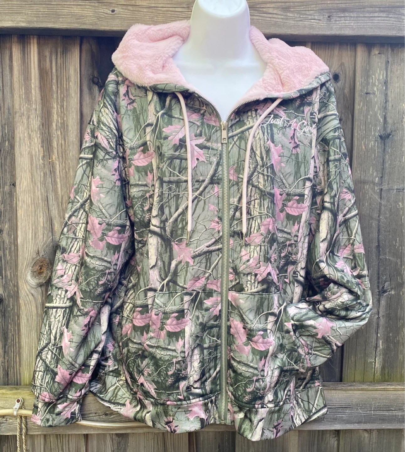 New Super Soft Women’s Hoodie, Size XL