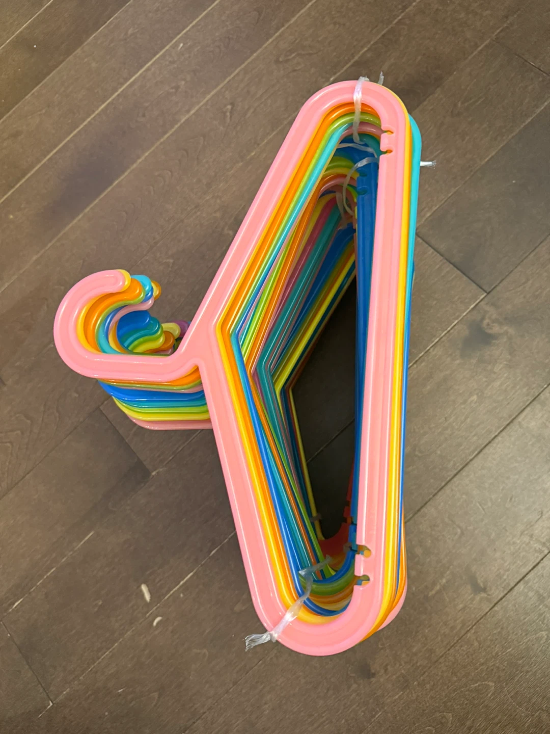 Set of 12 Rainbow Plastic Hangers - photo 3