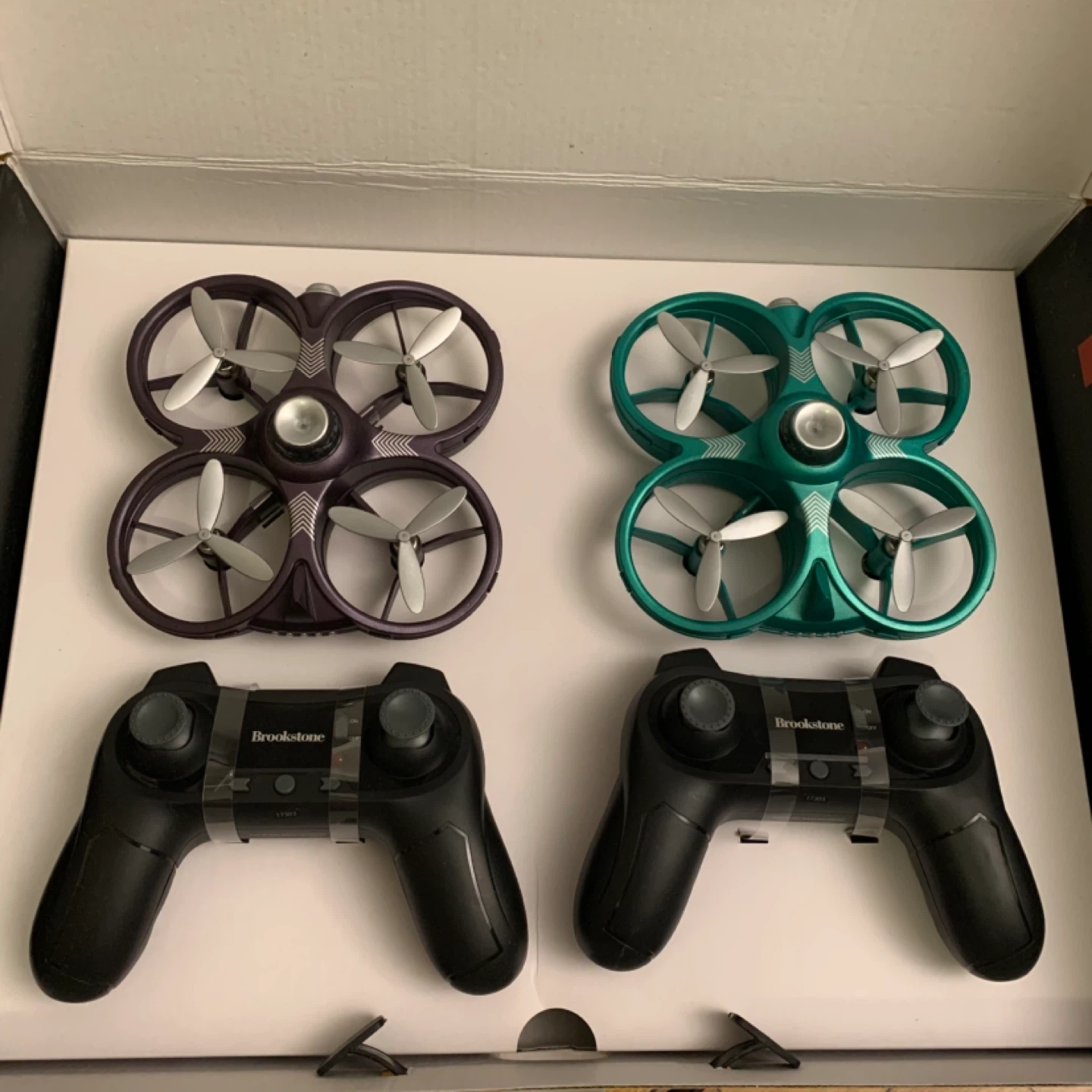 Brookstone FlightForce Battling Drones Set of 2 - photo 3