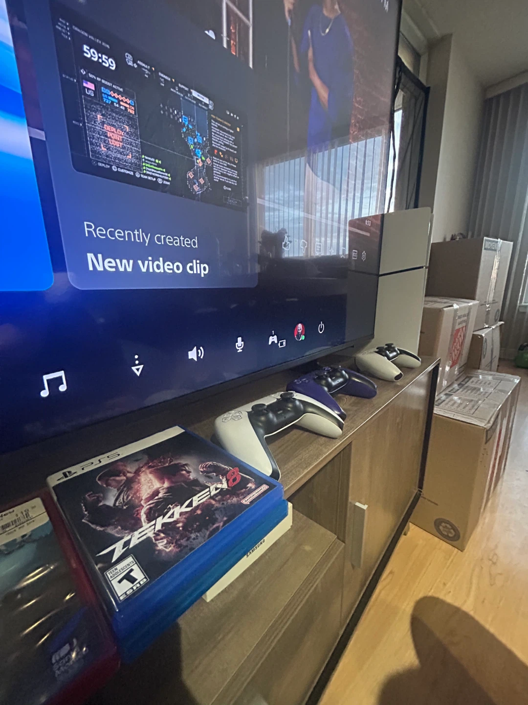 PlayStation 5 Console with Tekken 8 Game - photo 2