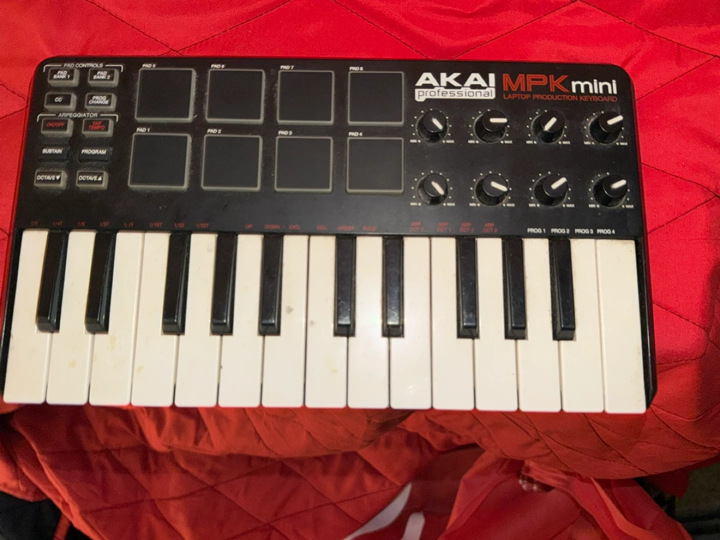 AKAI MPK mini Laptop Production Keyboard