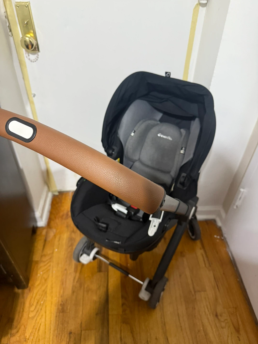 Evenflo Shyft DualRide Infant Car Seat Stroller Combo