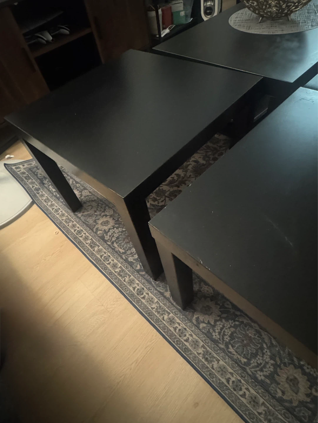 Set of two Ikea side tables - photo 4