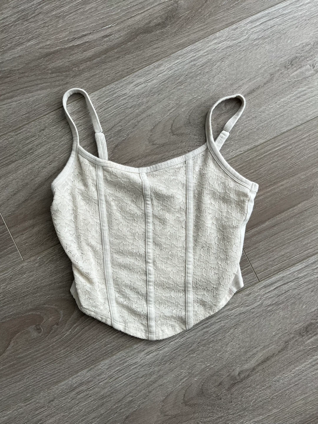 HOLLISTER starting from $8 - photo 3