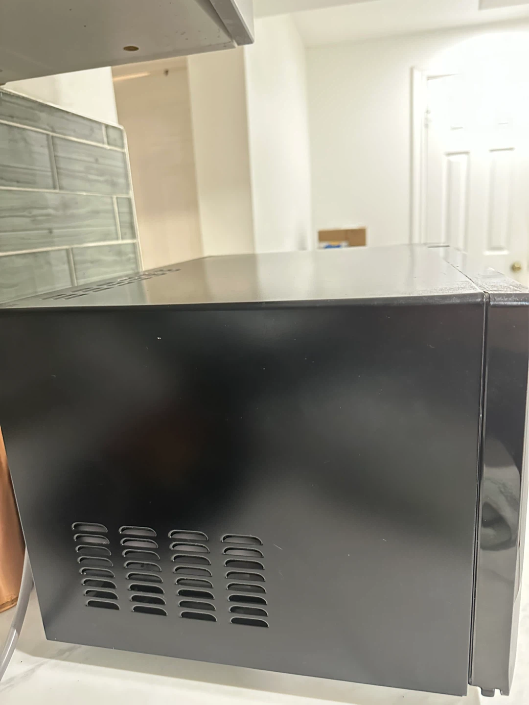 Hamilton Beach Microwave - photo 3