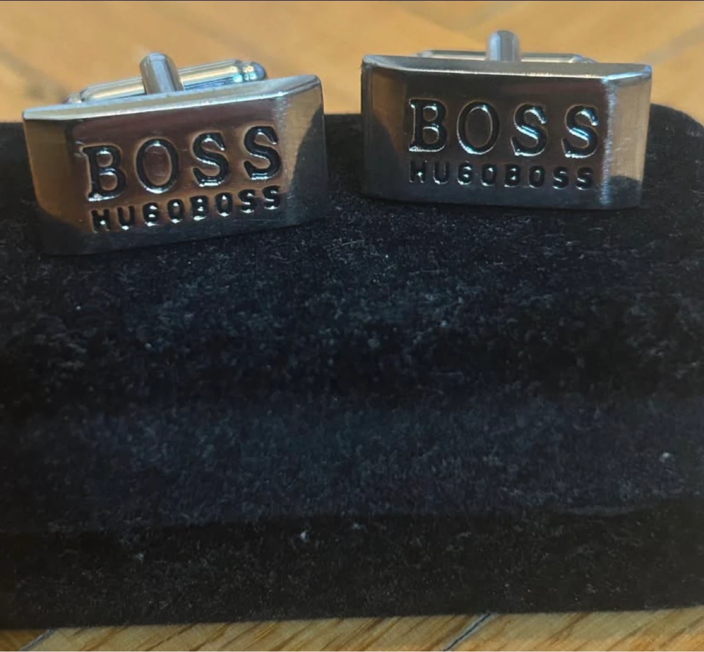 BOSS Hugo Boss Cufflinks with velvet Box - photo 3