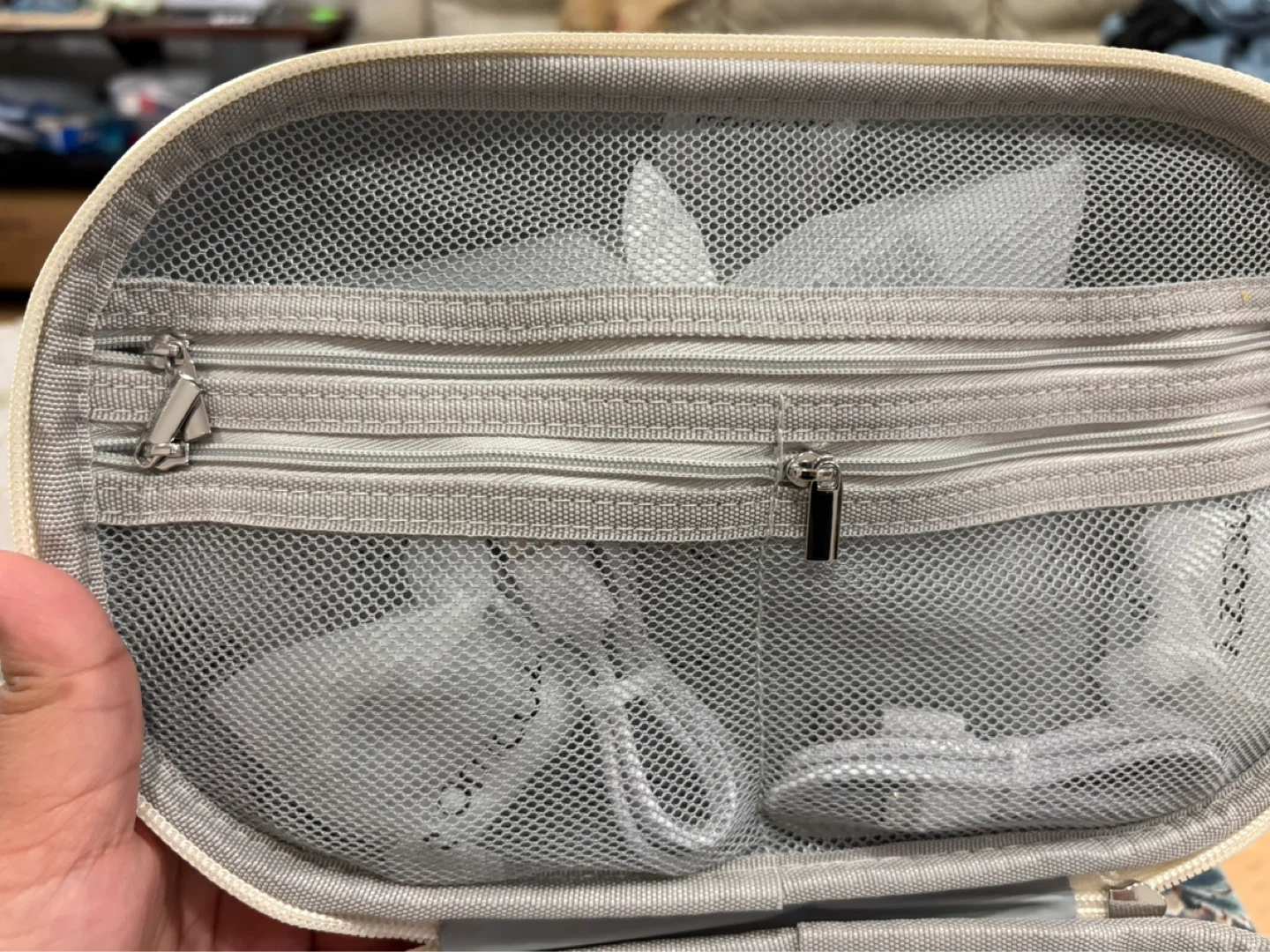 Momcozy M9 Wearable Breast Pumps - photo 2