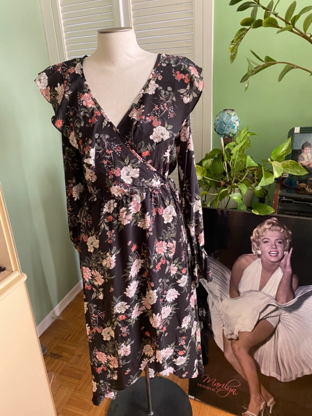 AQUA Floral Print Midi Dress