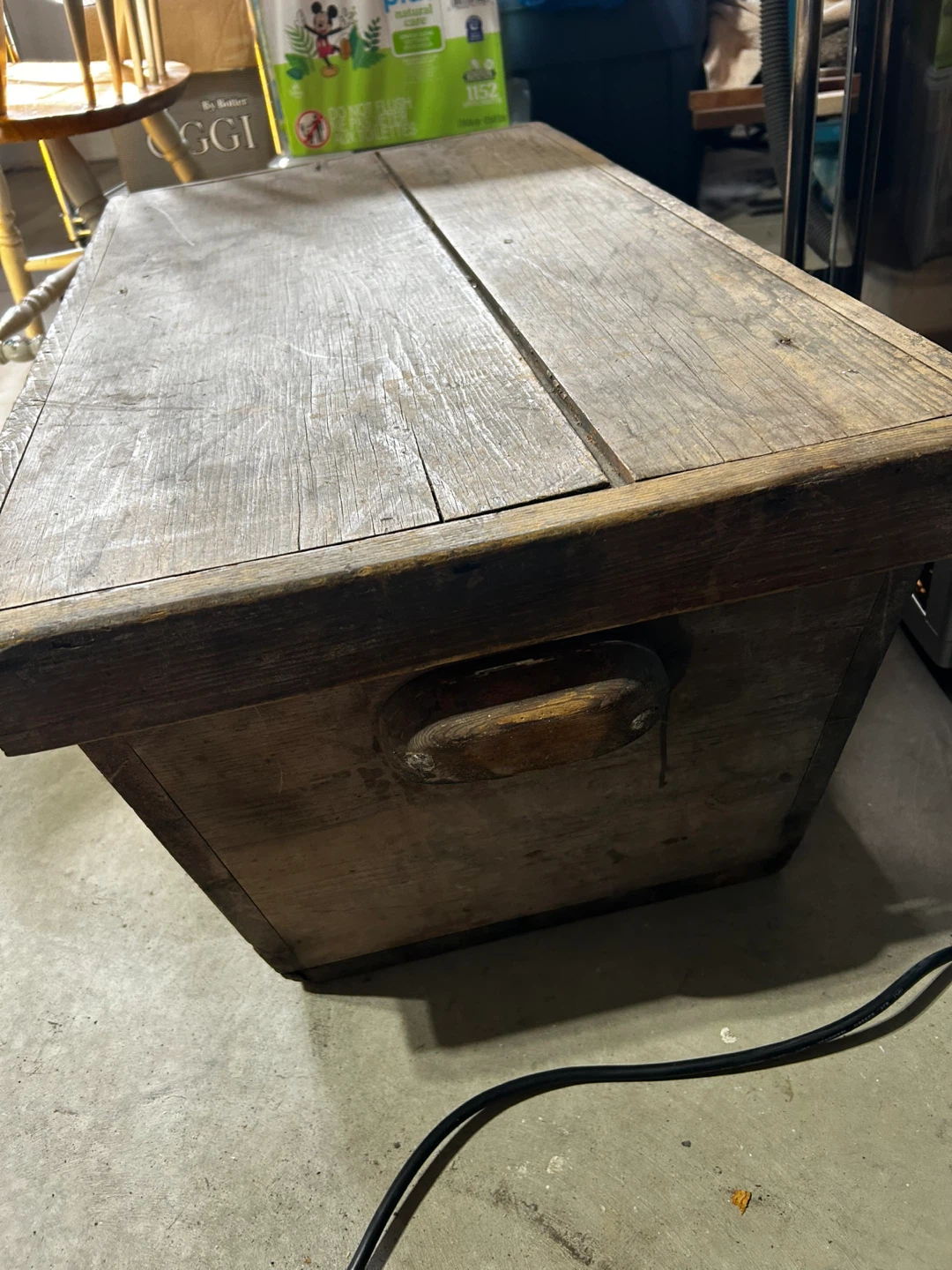 Vintage wooden storage chest - photo 2
