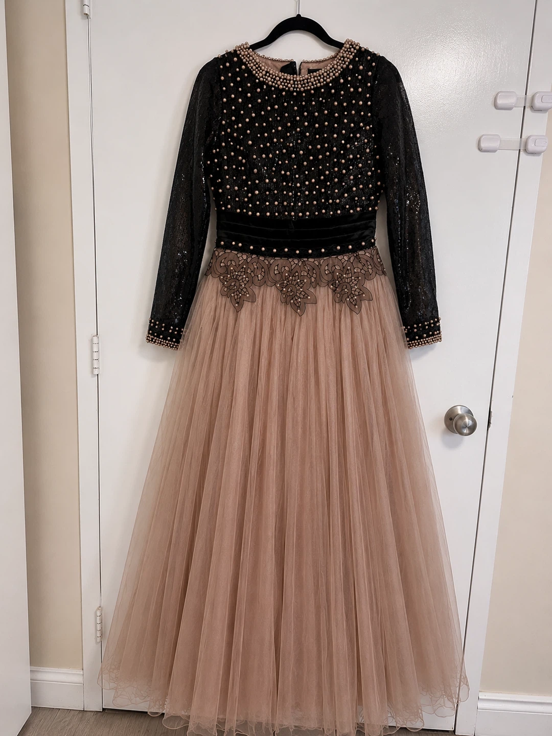 Sparkly beaded formal dress with tulle skirt - photo 2