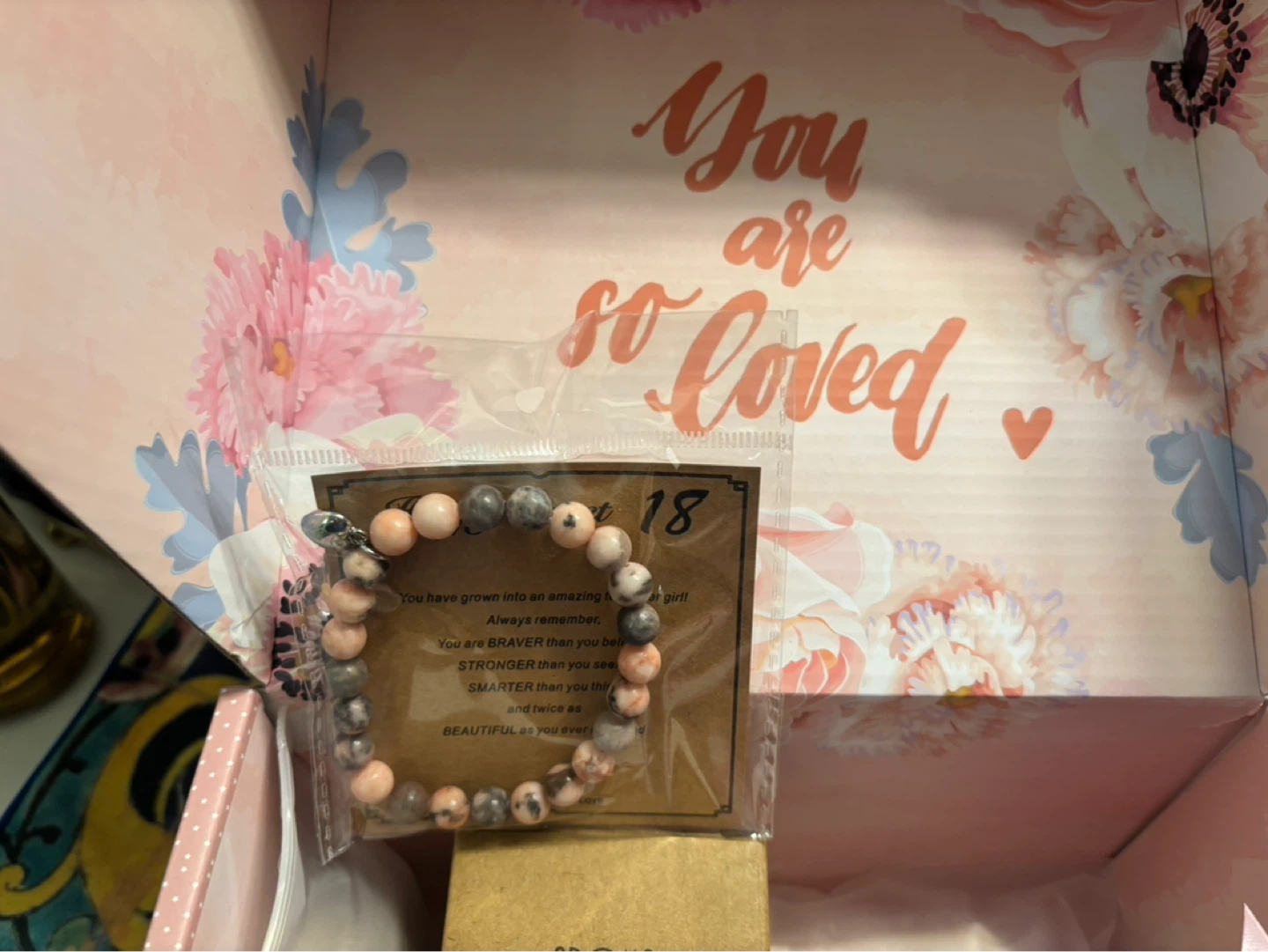 Birthday Gift Box with Bracelet and Keychain - photo 2