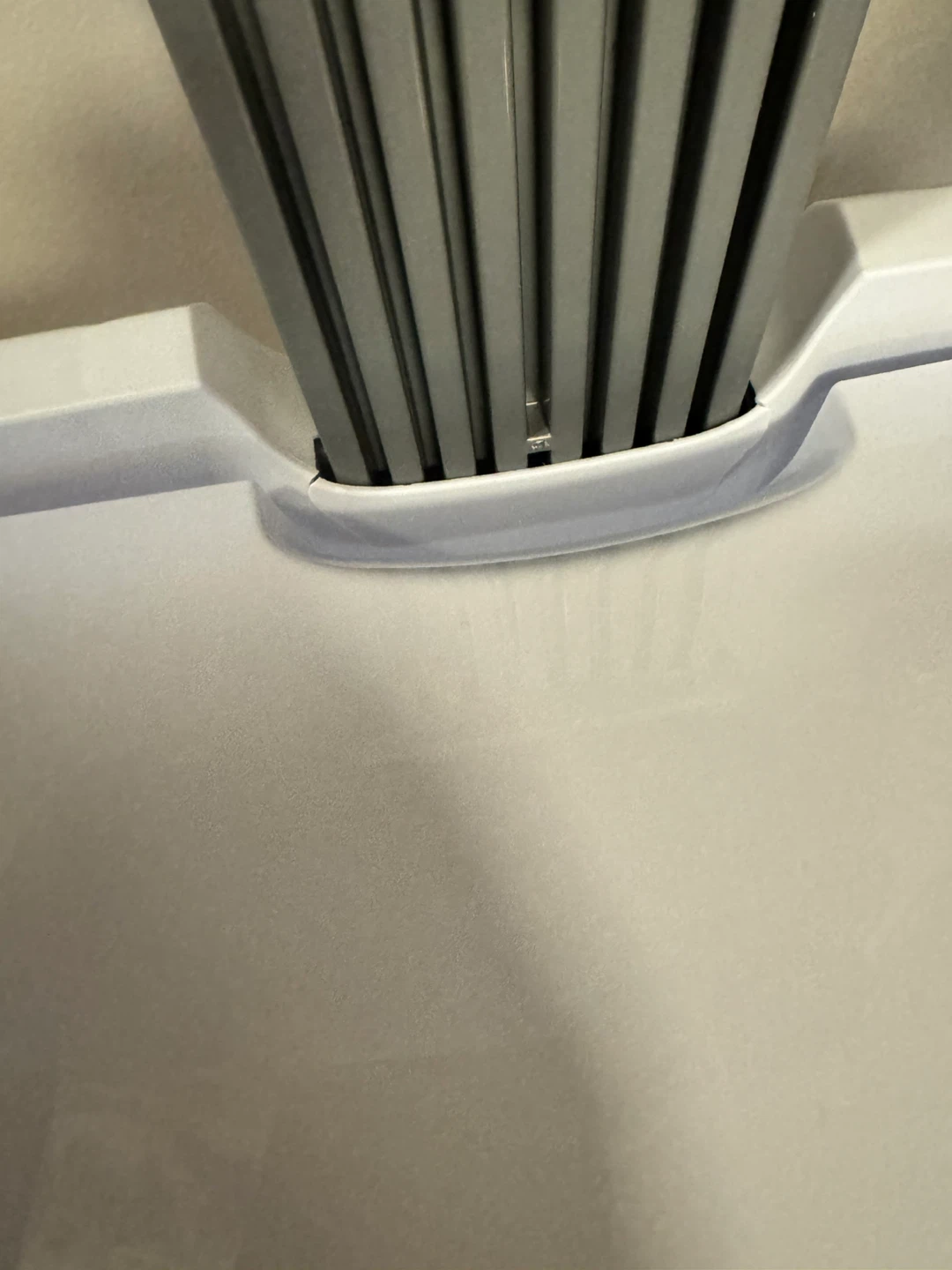 White Plastic Laundry Hamper - photo 2
