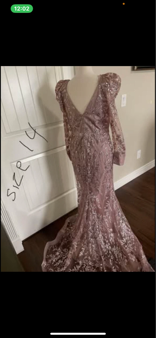 Evening dress - photo 4