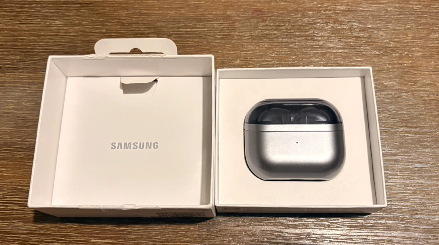 Samsung Galaxy Buds3 Wireless Earbuds - photo 2